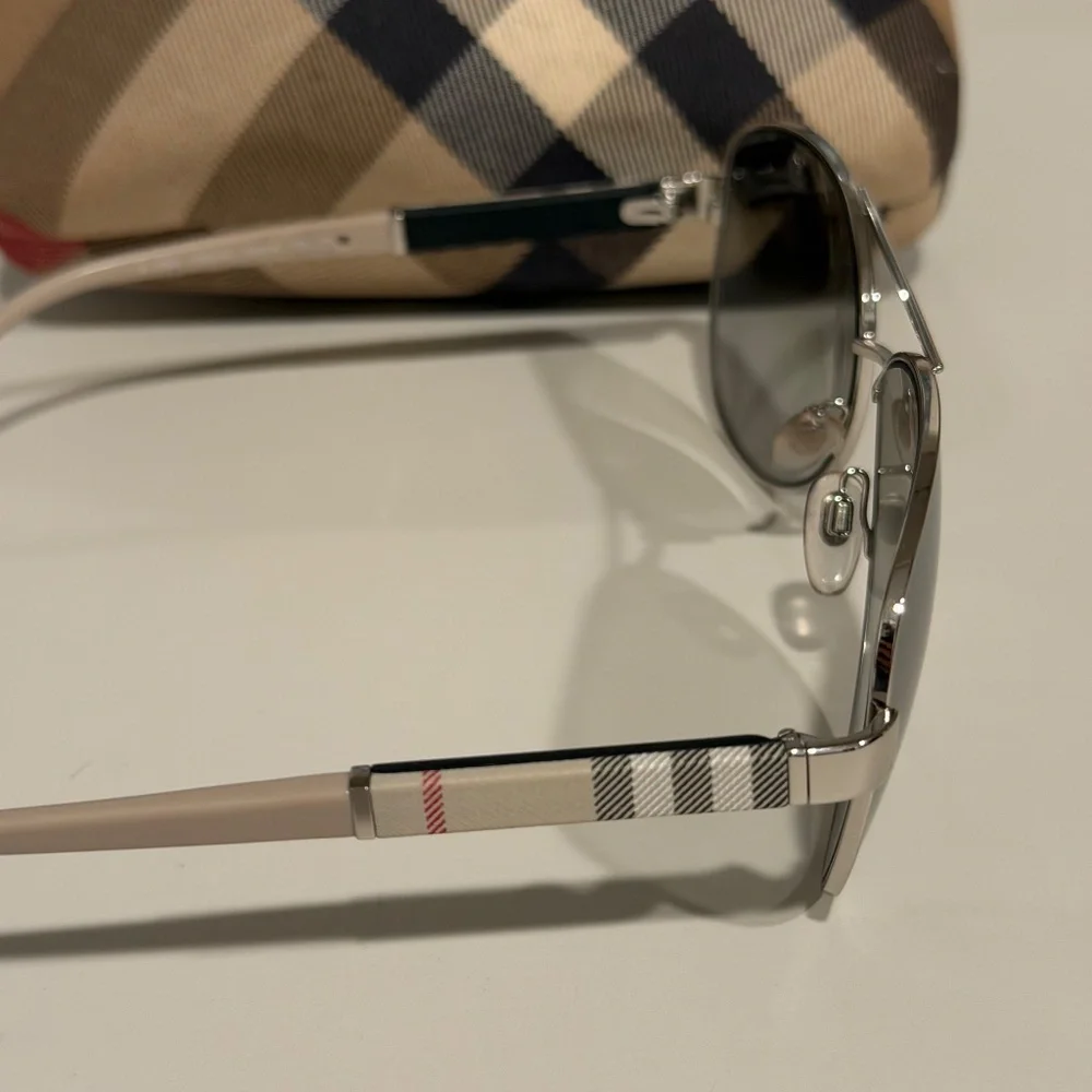 Burberry Aviator Sunglasses - Picture 3 of 6